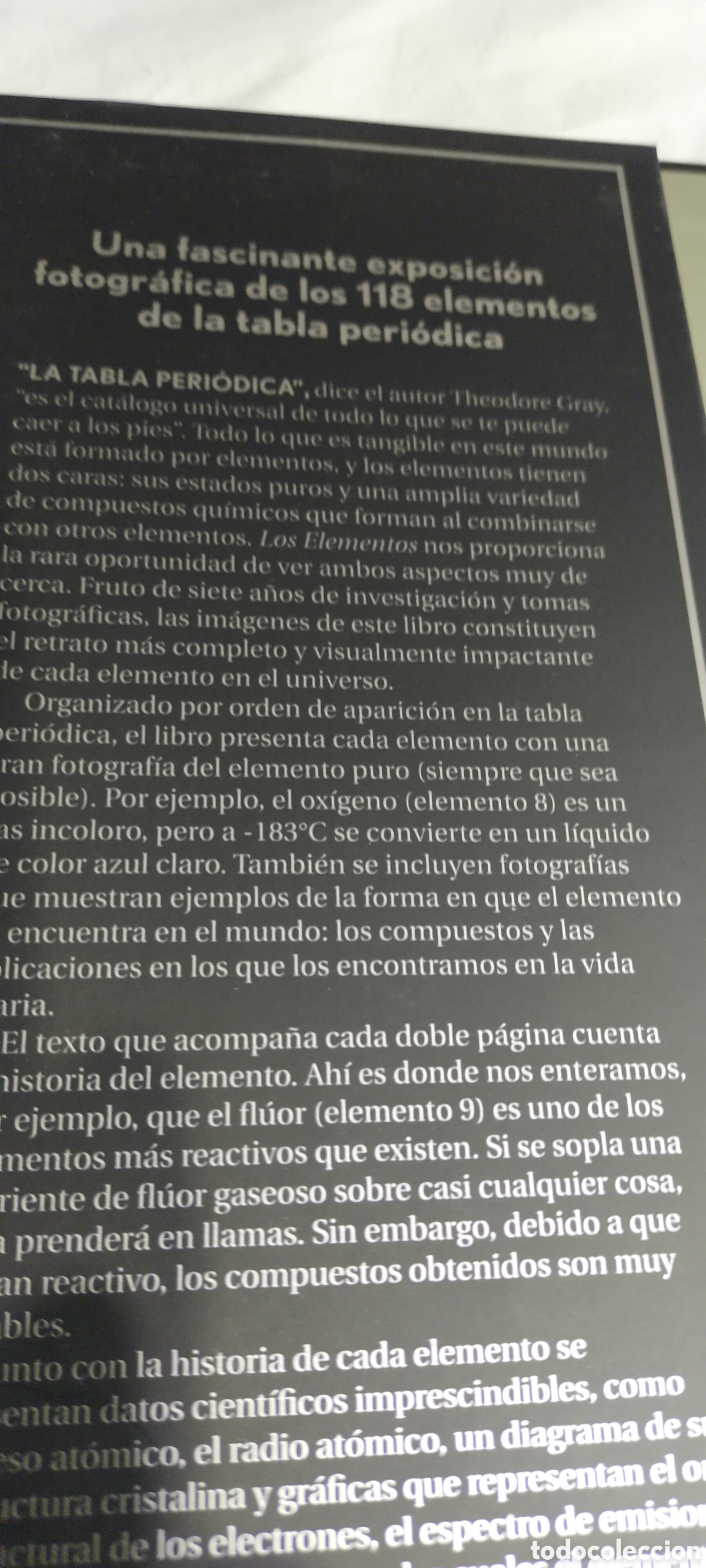 Libros de segunda mano de ciencias: Los elementos. Una exploraci&oacute;n visual de todos los &aacute;tomos que se conocen en el universo. Qu&iacute;mica - Foto 3