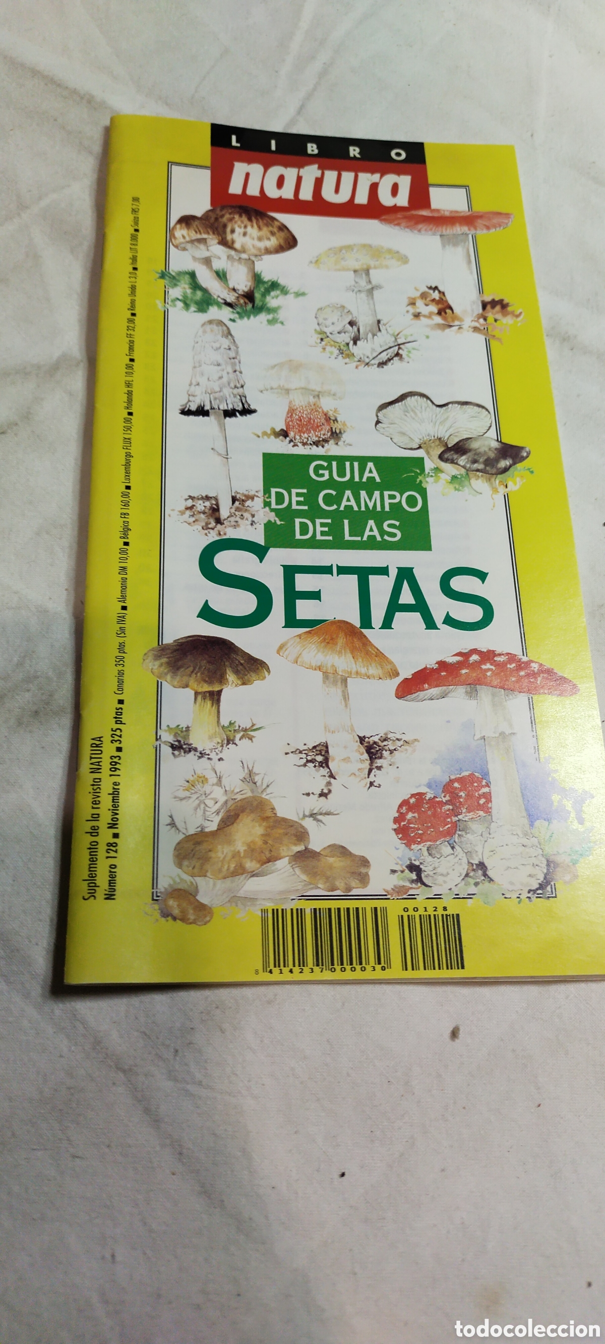 Libros de segunda mano: Gu&iacute;a de campo de las setas. Libro natura - Foto 1