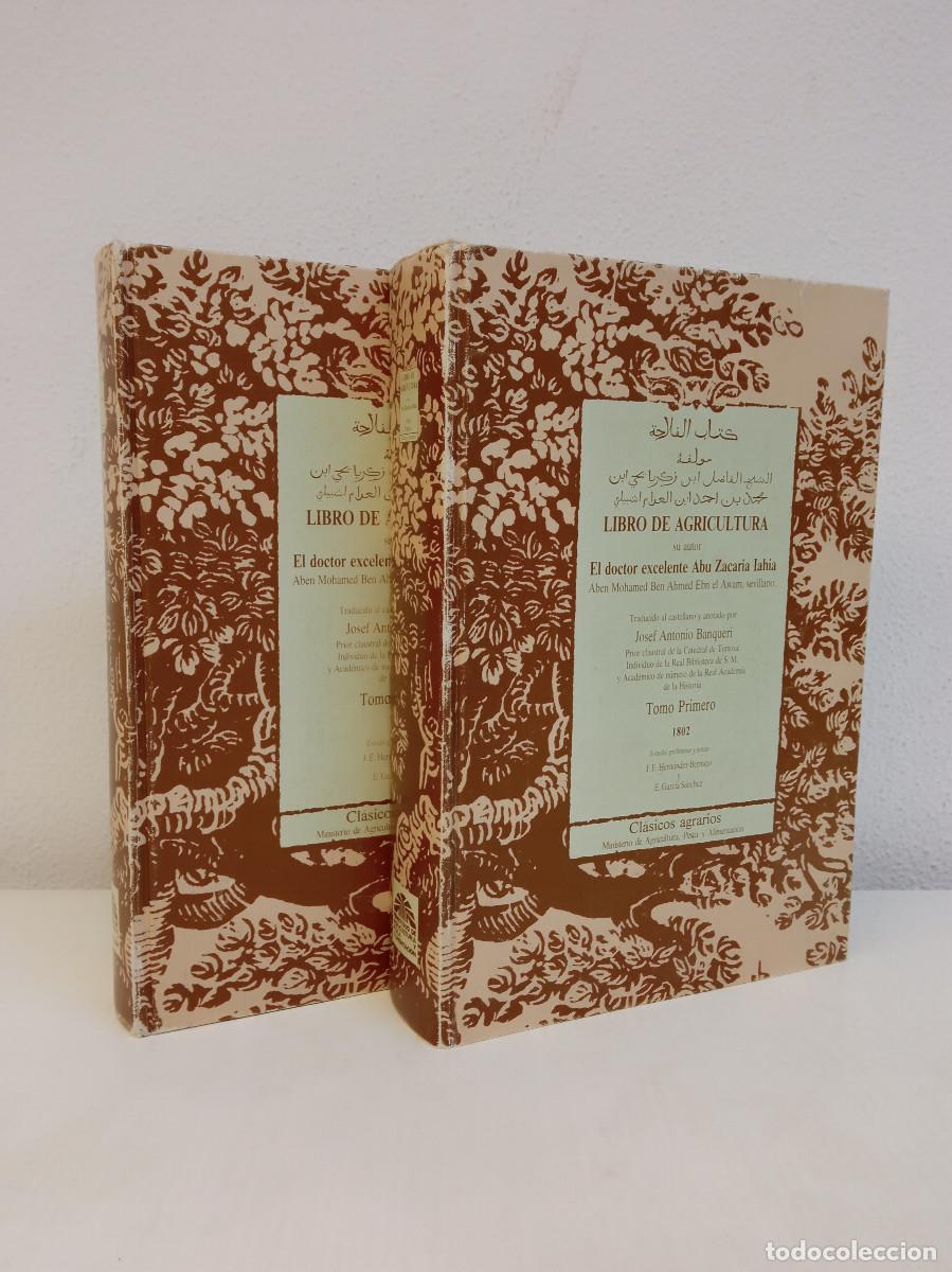Libri di seconda mano: LIBRO DE AGRICULTURA. ABU ZACARIA IAHIA. 2 TOMOS. FACSIMIL DE 1802