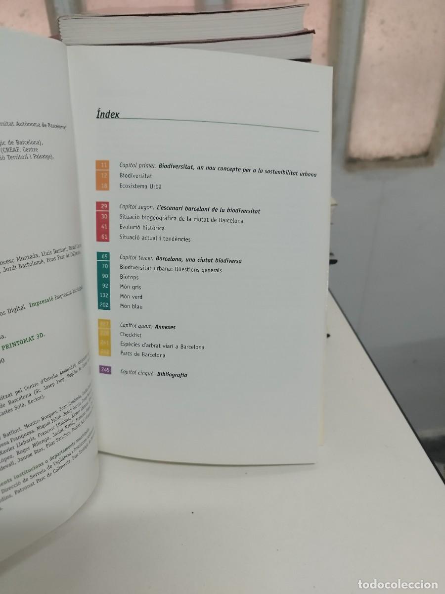 Libros de segunda mano: Barcelona biodiversitat urbana, Mart&iacute; Boada. Laia Capdevila. UAB. - Foto 2