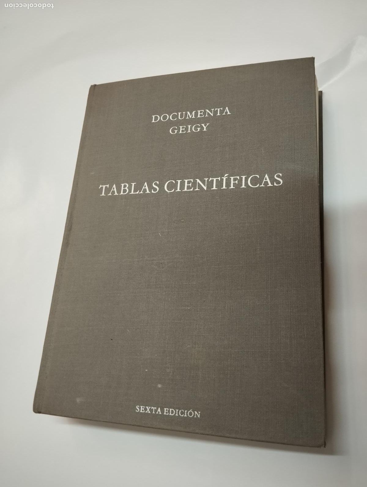 Libros de segunda mano de ciencias: DOCUMENTA GEIGY TABLAS CIENT&Iacute;FICAS SEXTA EDICI&Oacute;N - Foto 1