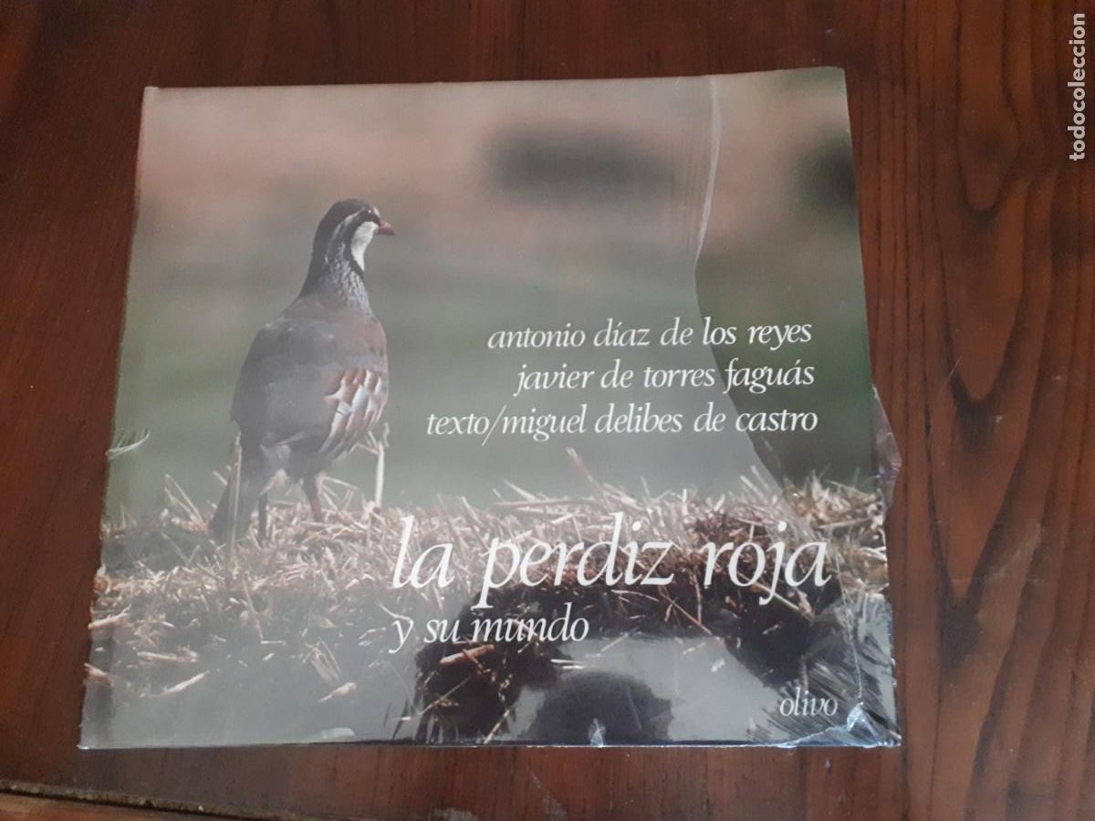 Gebrauchte B&uuml;cher: La perdiz roja y su mundo.- Antonio D&iacute;az de los Reyes y Javier de Torres Fagu&aacute;s.PRECINTADO.