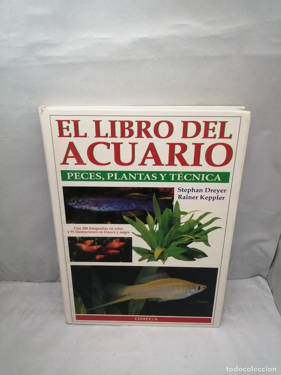 Libros de segunda mano: El libro del acuario (Primera edici&oacute;n, tapa dura) - Foto 1