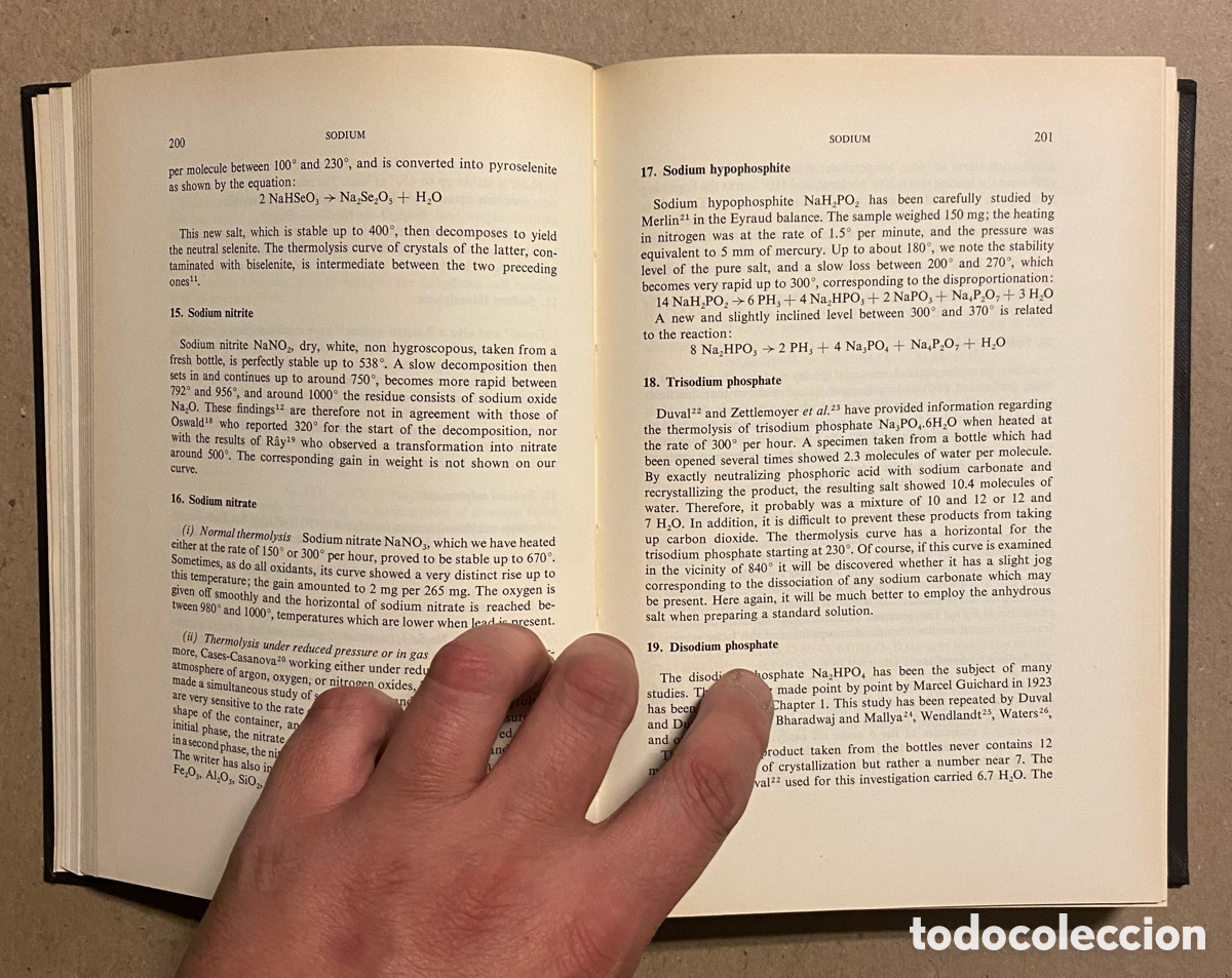Libros de segunda mano de ciencias: INORGANIC THERMOGRAVIMETRIC ANALYSIS. CLEMENT DUVAL. ELSEVIER PUBLISHING 1963. - Foto 4