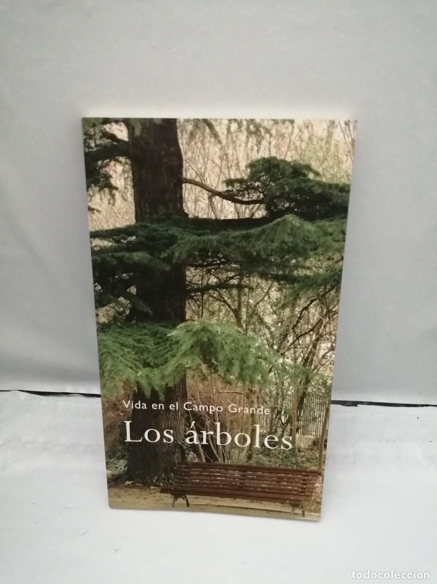 Libros de segunda mano: LOS &Aacute;RBOLES. Vida en el Campo Grande - Foto 1