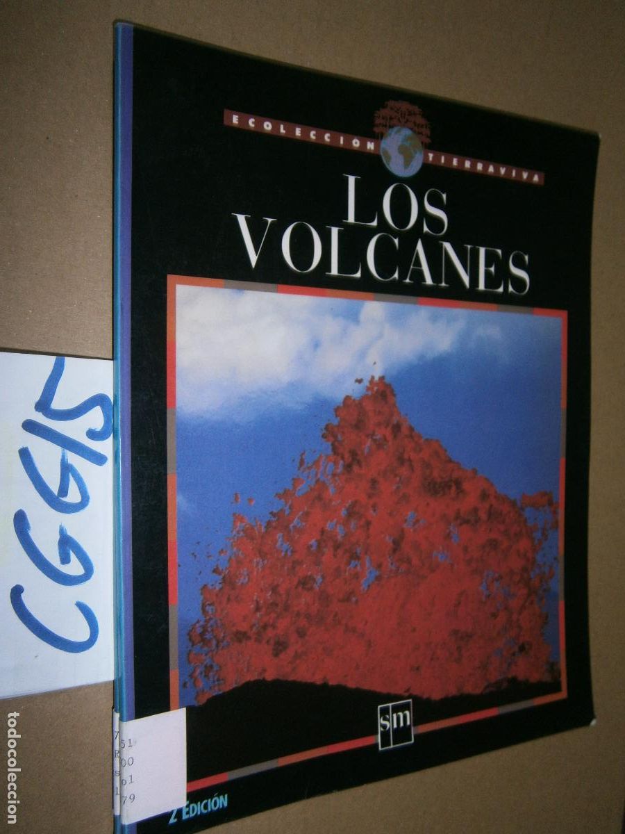 Libros de segunda mano: ANTIGUO LIBRO - LOS VOLCANES - Foto 1