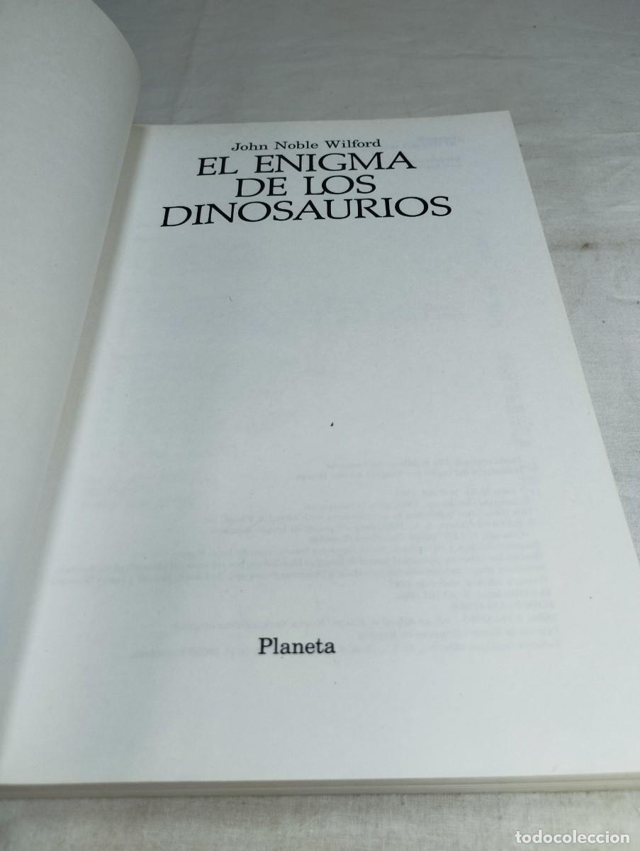 Libros de segunda mano: El enigma de los dinosaurios. John Noble Wilford. - Foto 2