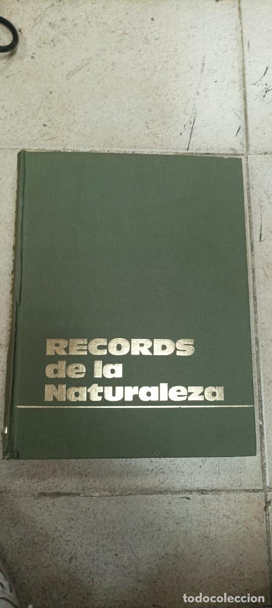 Libros de segunda mano: Records de la naturaleza ediciones Urbion - Foto 1