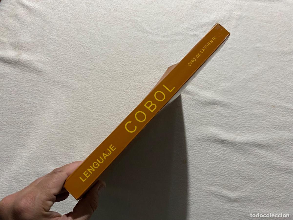 Libros de segunda mano de ciencias: LENGUAJE COBOL - CIRO DE LA FUENTE - Foto 3