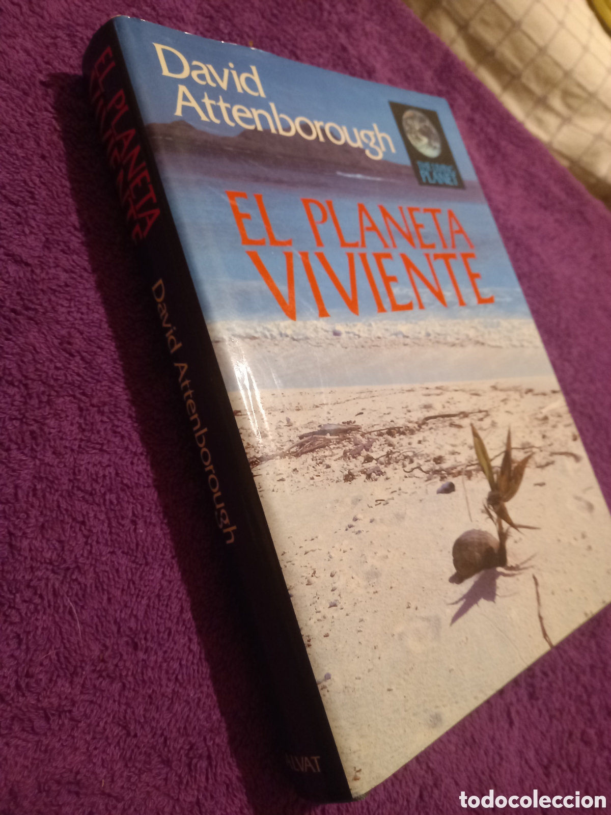 Libros de segunda mano: El planeta viviente. David Attenborough. - Foto 2