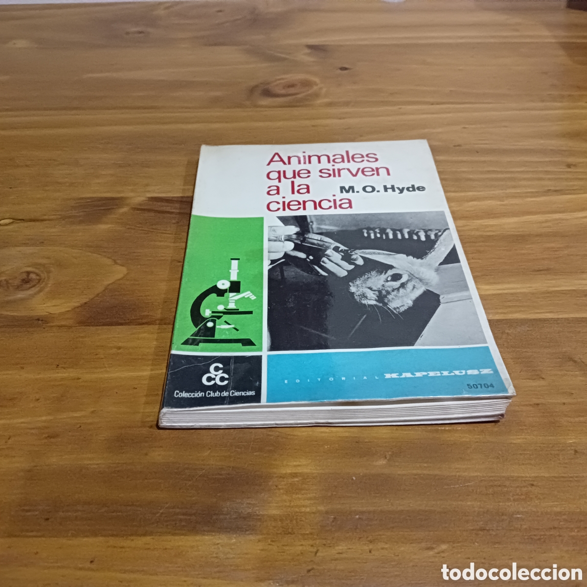 Libros de segunda mano: Animales que sirven a la ciencia. - Foto 1