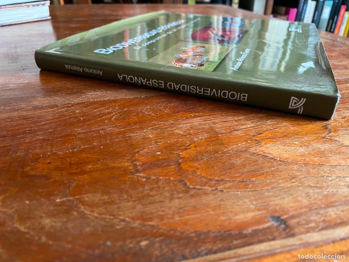 Libros de segunda mano: BIODIVERSIDAD ESPA&Ntilde;OLA: EL COMPROMISO DE UN LEGADO A CONSERVAR, PRIMERA EDICI&Oacute;N - Foto 2