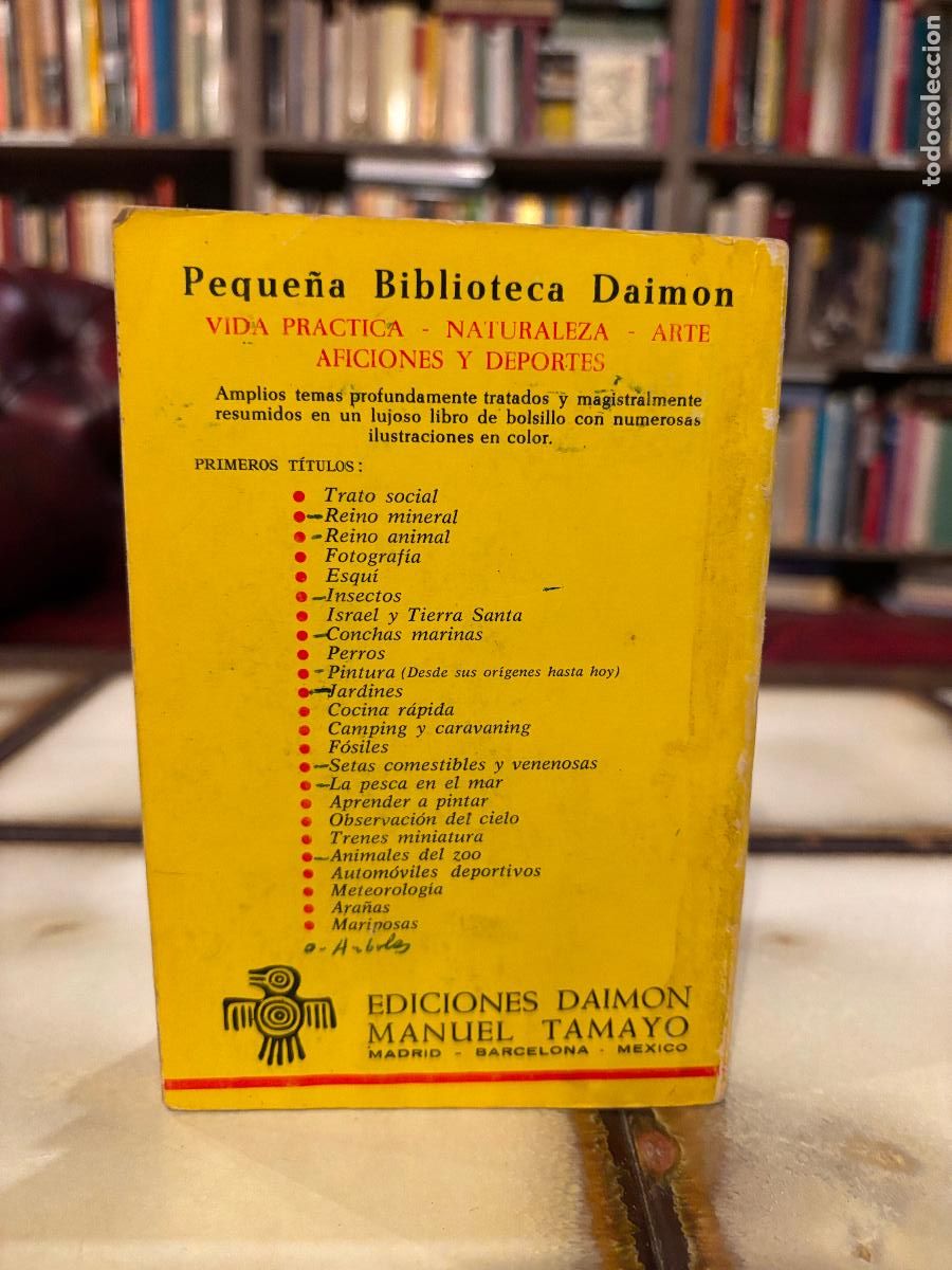 Libros de segunda mano: Animales del zoo. Peque&ntilde;a Biblioteca Daimon. - Foto 2