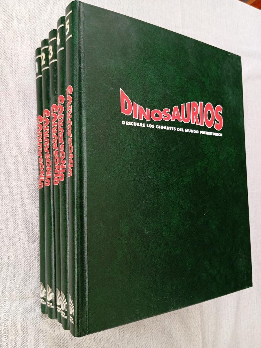 Libros de segunda mano: Dinosaurios 5 tomos completa - Foto 1