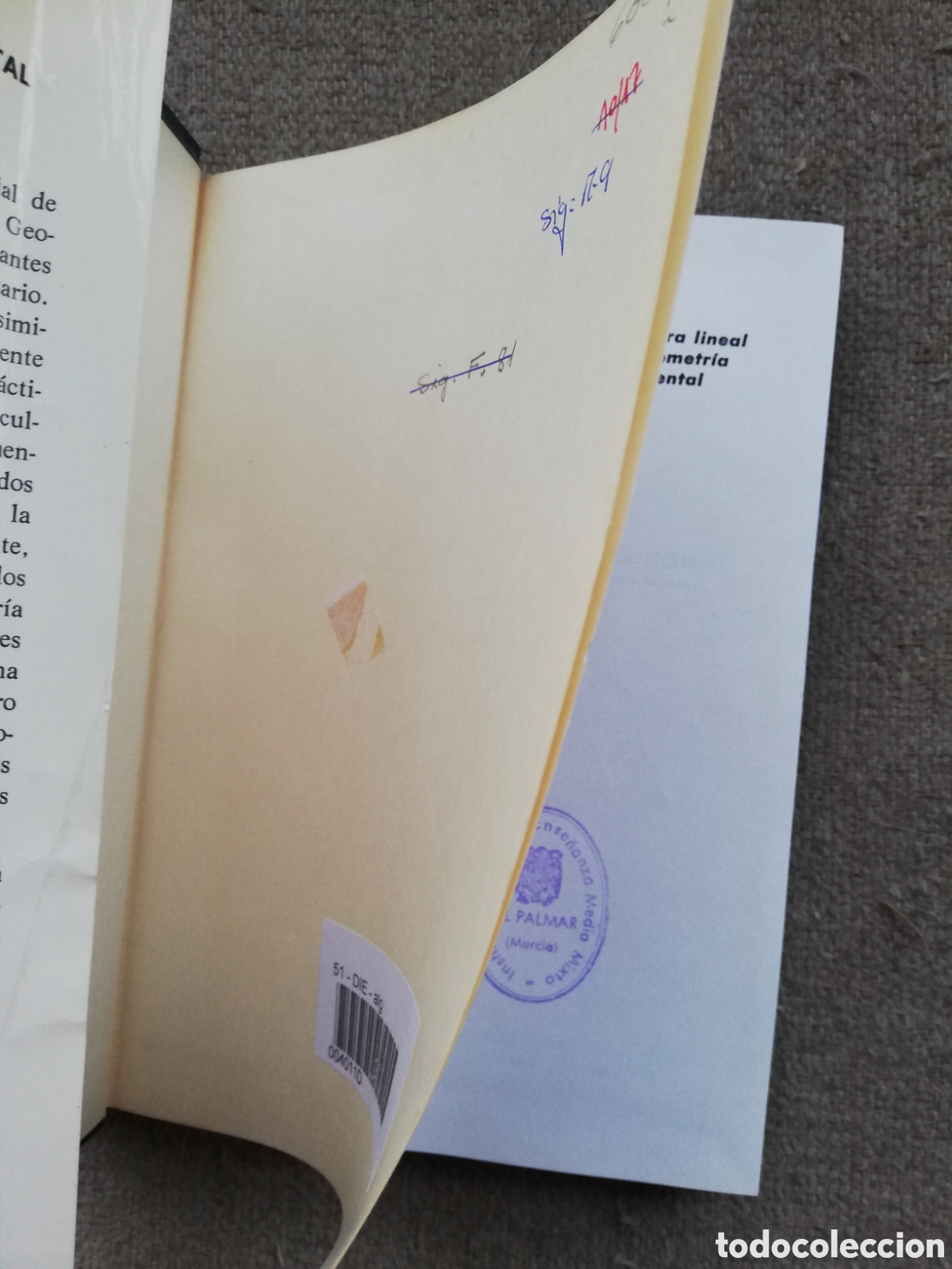 Libros de segunda mano de ciencias: &Aacute;lgebra lineal y geometr&iacute;a elemental, de Jean Dieudonn&eacute; - Foto 3