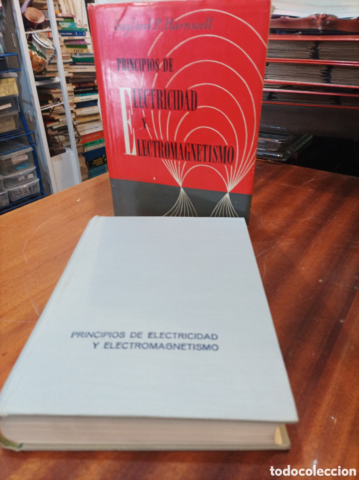 Libri di seconda mano: PRINCIPIOS DE ELECTRICIDAD Y ELECTROMAGNETISMO.GAYLORD P. HARNWEL.SELECCIONES CIENT&Iacute;FICAS 1961