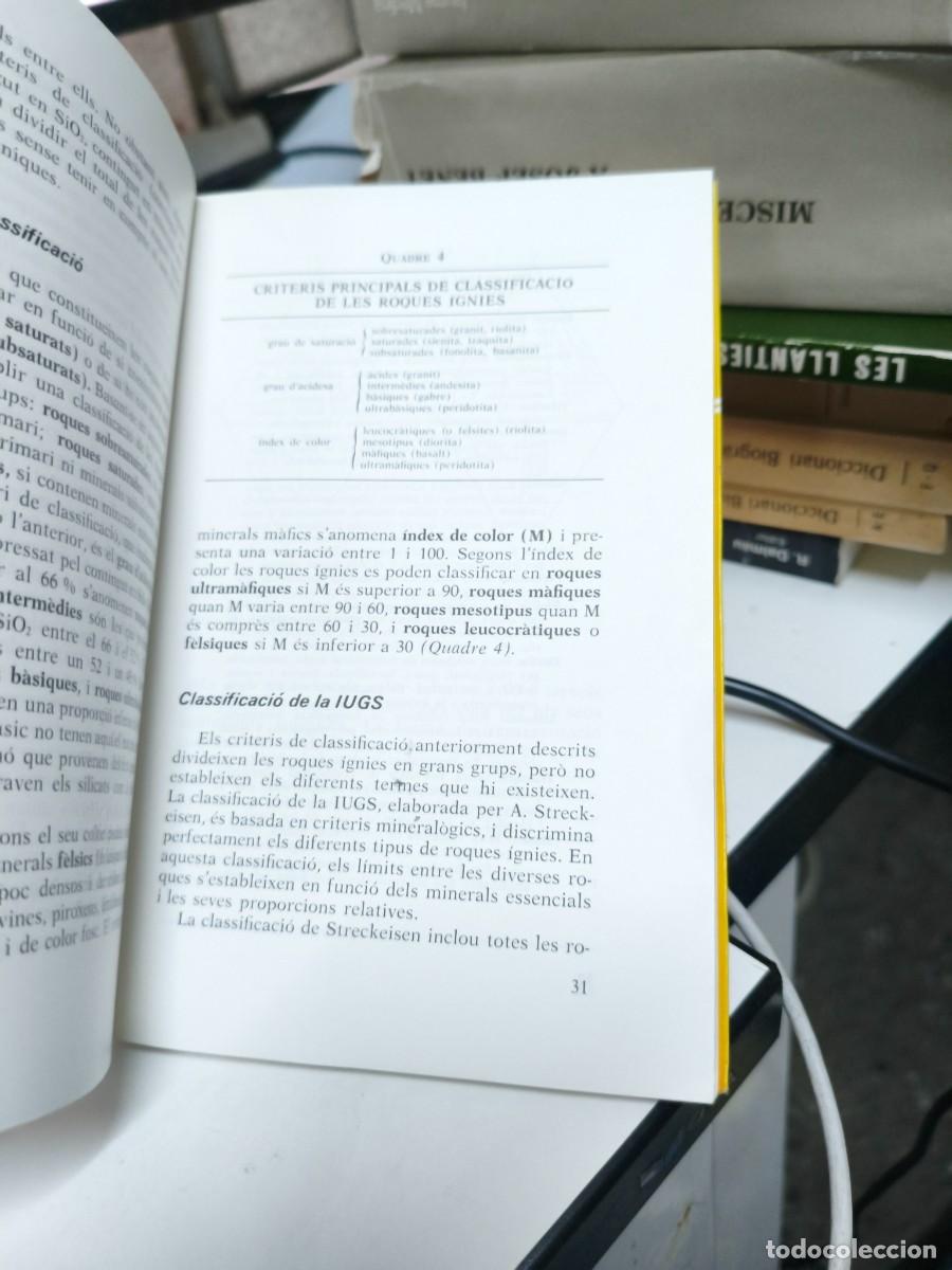 Libros de segunda mano: Les roques. Introducci&oacute; a la petrologia. - Foto 4