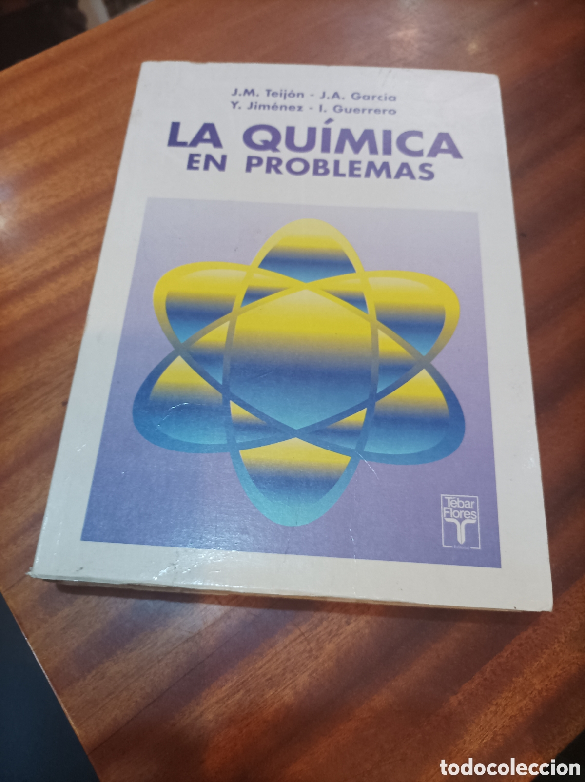 Libros de segunda mano de ciencias: LA QU&Iacute;MICA EN PROBLEMAS EDITORIAL TEBAR FLORES 1995 - Foto 1