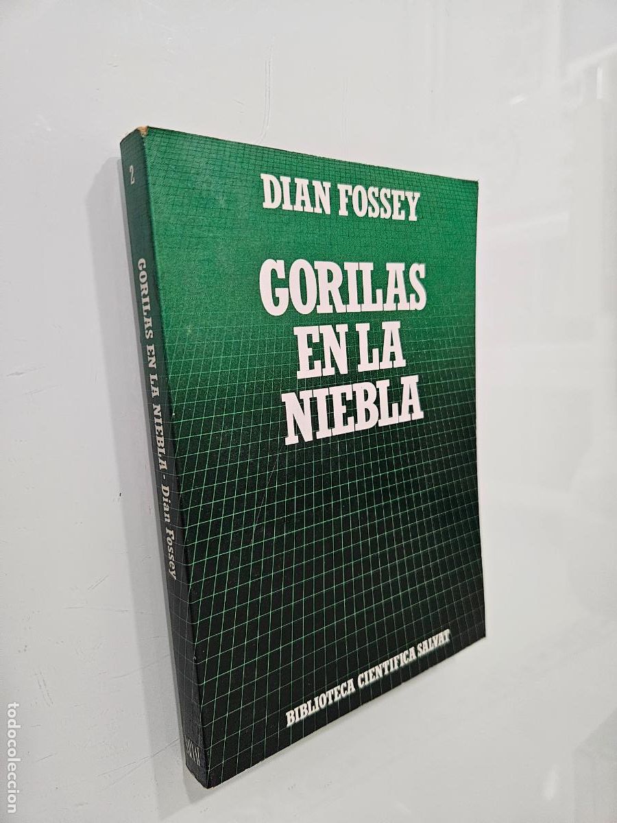 Libros de segunda mano: BIBLIOTECA CIENTIFICA SALVAT N&ordm; 2 - Gorilas en la niebla - Dian Fossey