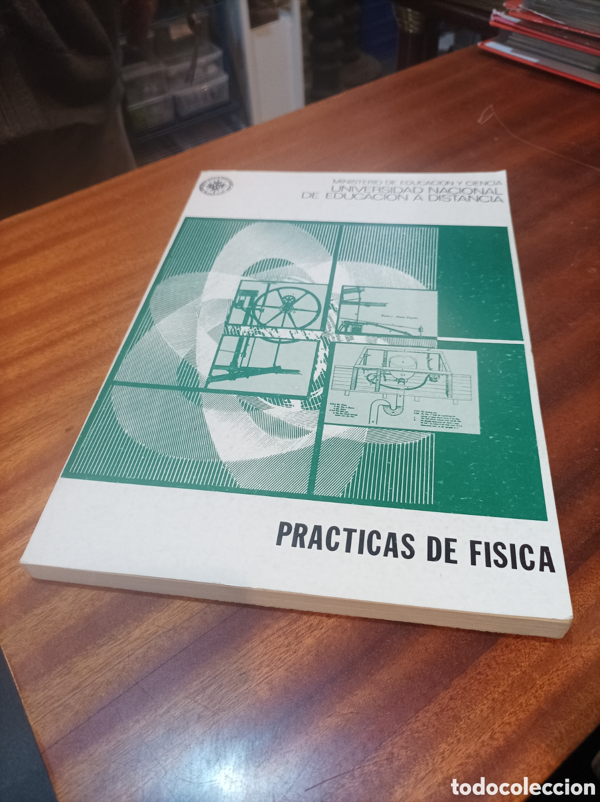 Libros de segunda mano de ciencias: PR&Aacute;CTICAS DE F&Iacute;SICA. UNED.1976 - Foto 1
