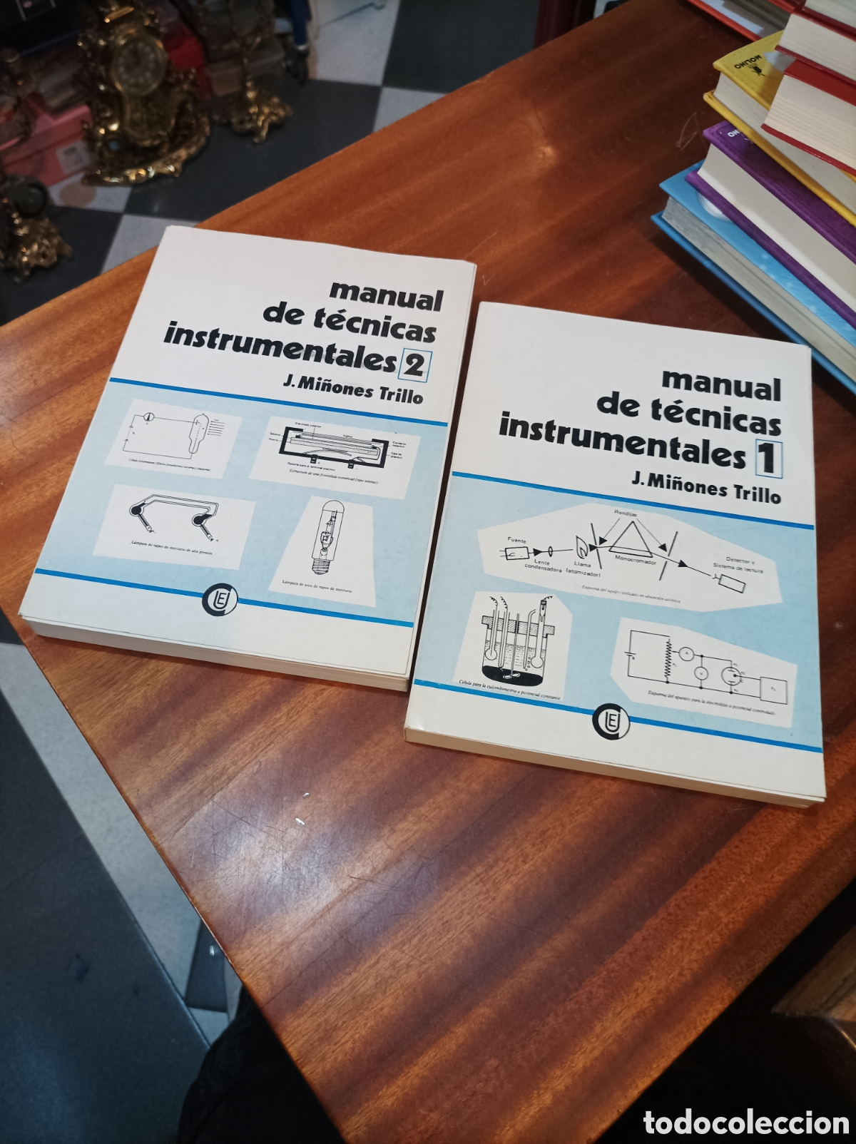 Libros de segunda mano de Ciencias: MANUAL DE T&Eacute;CNICAS INSTRUMENTALES.J.MI&Ntilde;ONES TRILLO TOMOS 1Y2 .
