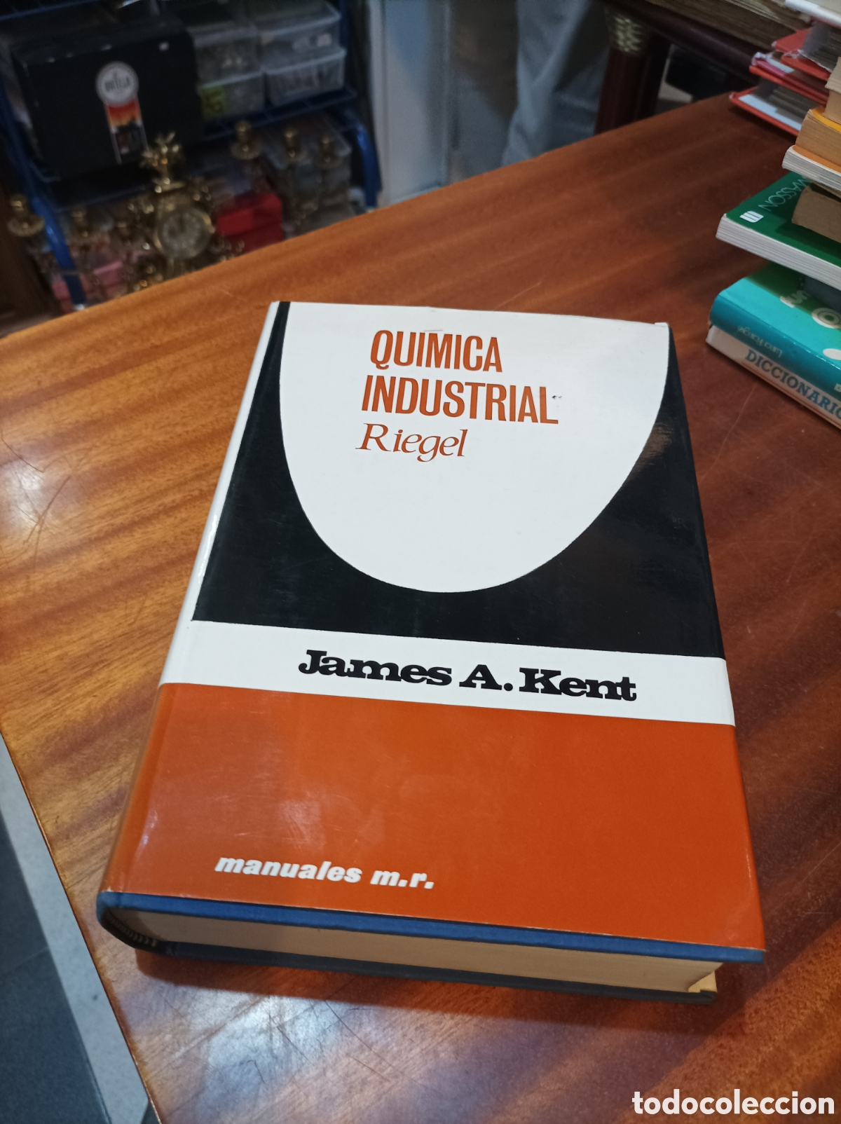 Libros de segunda mano de Ciencias: QU&Iacute;MICA INDUSTRIAL .RIEGEL.JAMES A. KENT. EDICIONES GRIJALBO 1964