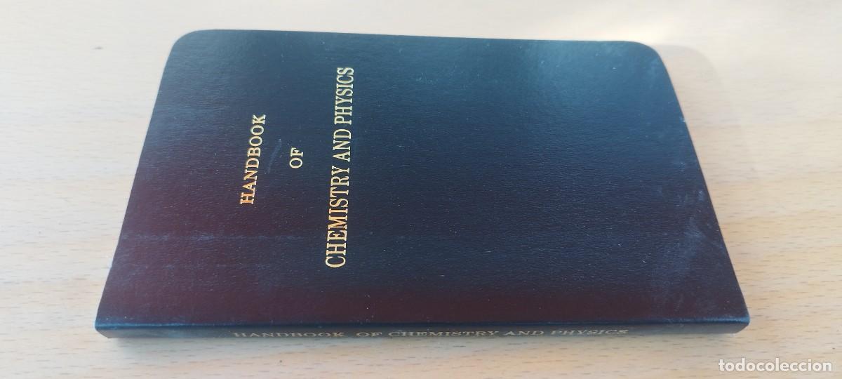 Libros de segunda mano de Ciencias: HANDBOOK OF CHEMISTRY AND PHYSICS/CHEMICAL RUBBER CLEVELAND OHIO/EN INGLES MANUAL QU&Iacute;MICA F&Iacute;SICA