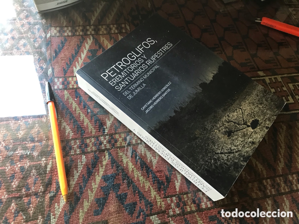 Libros de segunda mano: Petroglifos, eremitorios y santuarios rupestres del t&eacute;rmino municipal de Jumilla