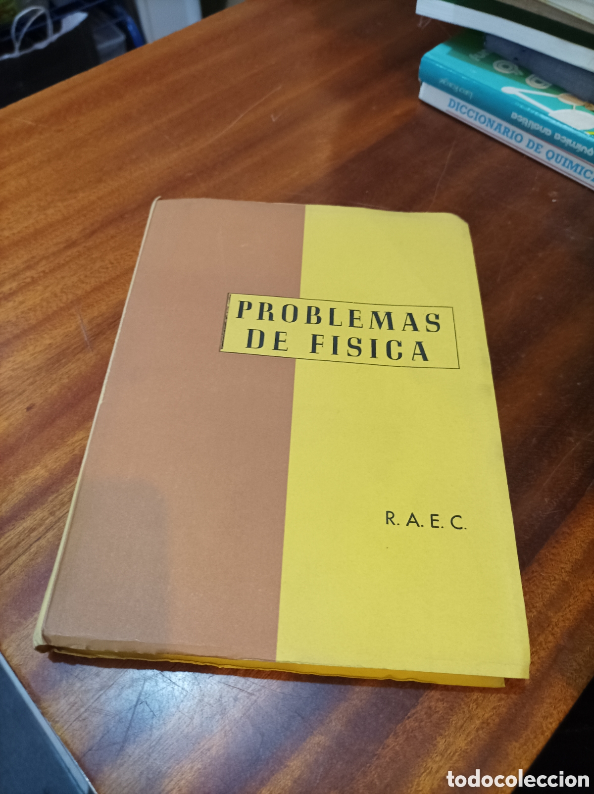 Libros de segunda mano de Ciencias: PROBLEMAS DE F&Iacute;SICA .R.A.E.C.