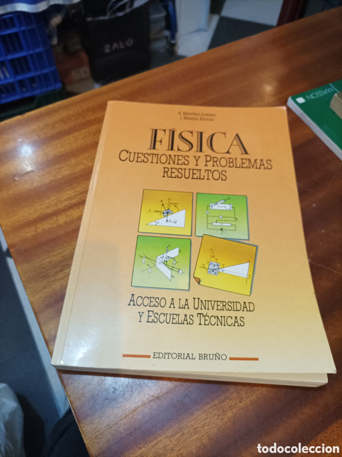 Libros de segunda mano de Ciencias: FISICA CUESTIONES Y PROBLEMAS RESUELTOS.ACCESO A LA UNIVERSIDAD Y ESCUELAS T&Eacute;CNICAS . EDITORIALBRU&Ntilde;O