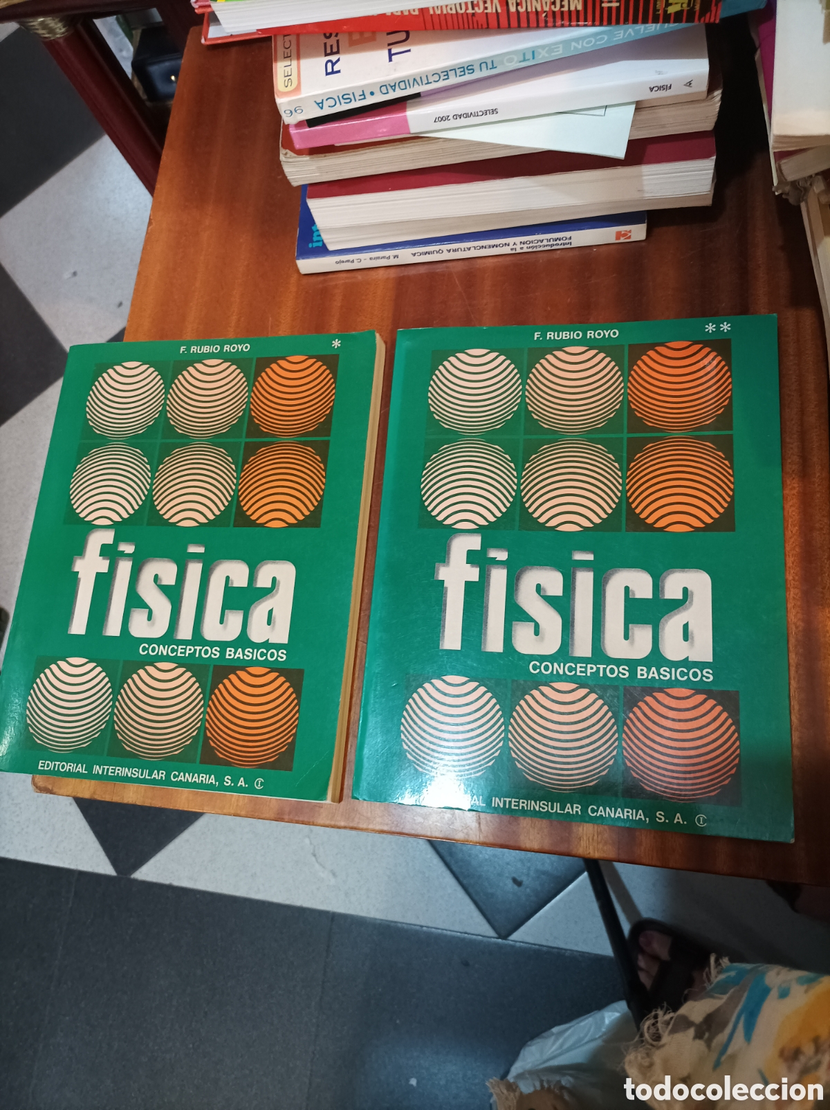 Libros de segunda mano de Ciencias: FISICA CONCEPTOS B&Aacute;SICOS TOMOS I,II.F.RUBIO ROYO.EDITORIAL INTERINSULAR CANARIA1985