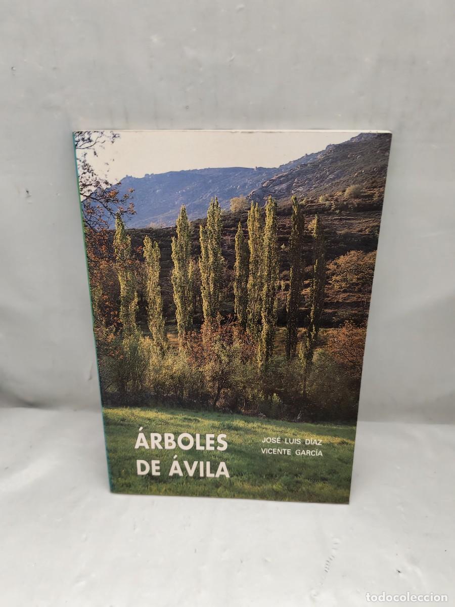 Second hand books: &Aacute;rboles de &Aacute;vila (Caja de Ahorros de &Aacute;vila, 1993)