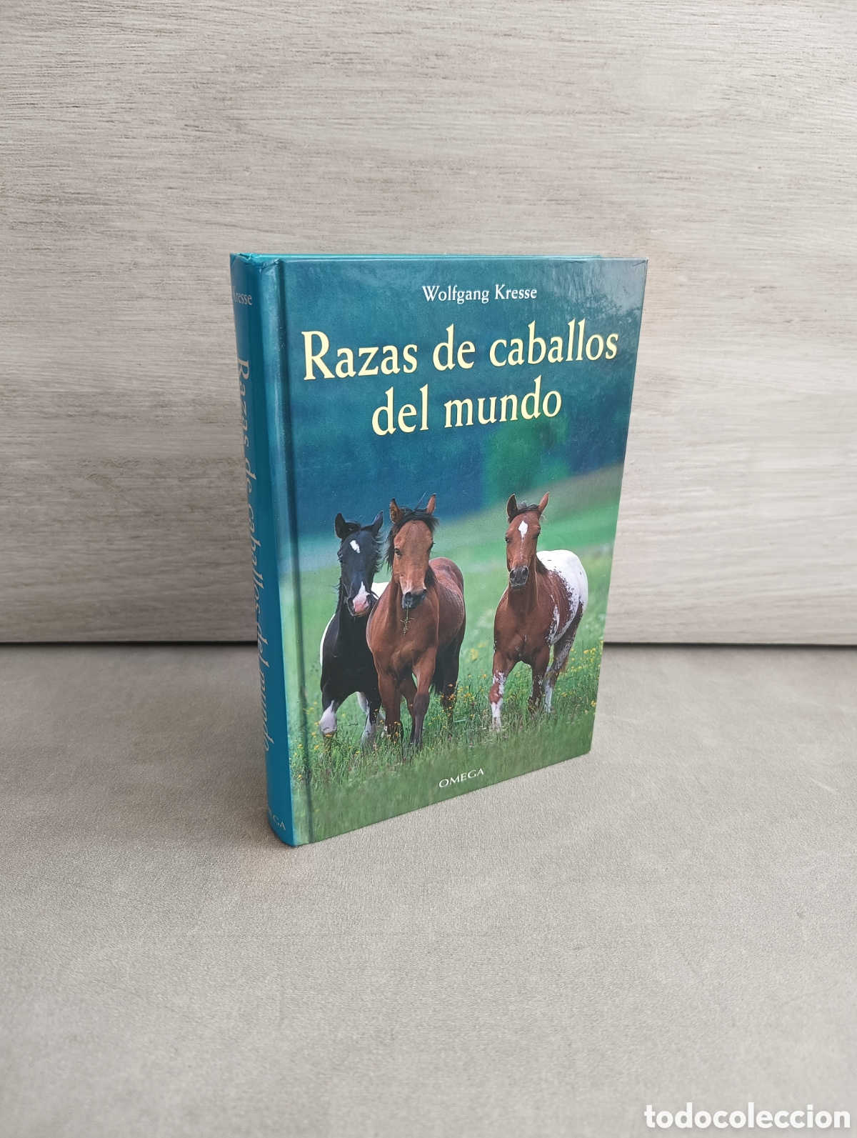 Libros de segunda mano: RAZAS DE CABALLOS DEL MUNDO. Wolfgang Kresse.