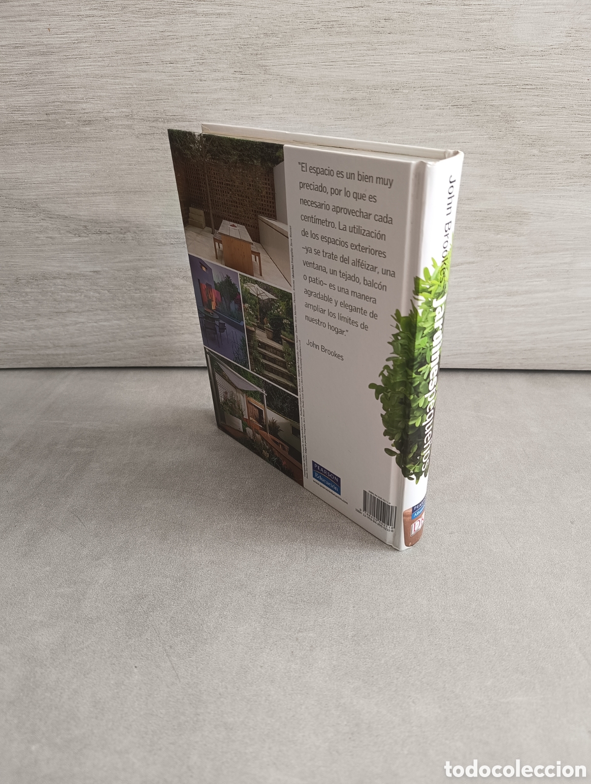 Libros de segunda mano: JARDINES PEQUE&Ntilde;OS. JOHN BROOKES - Foto 2