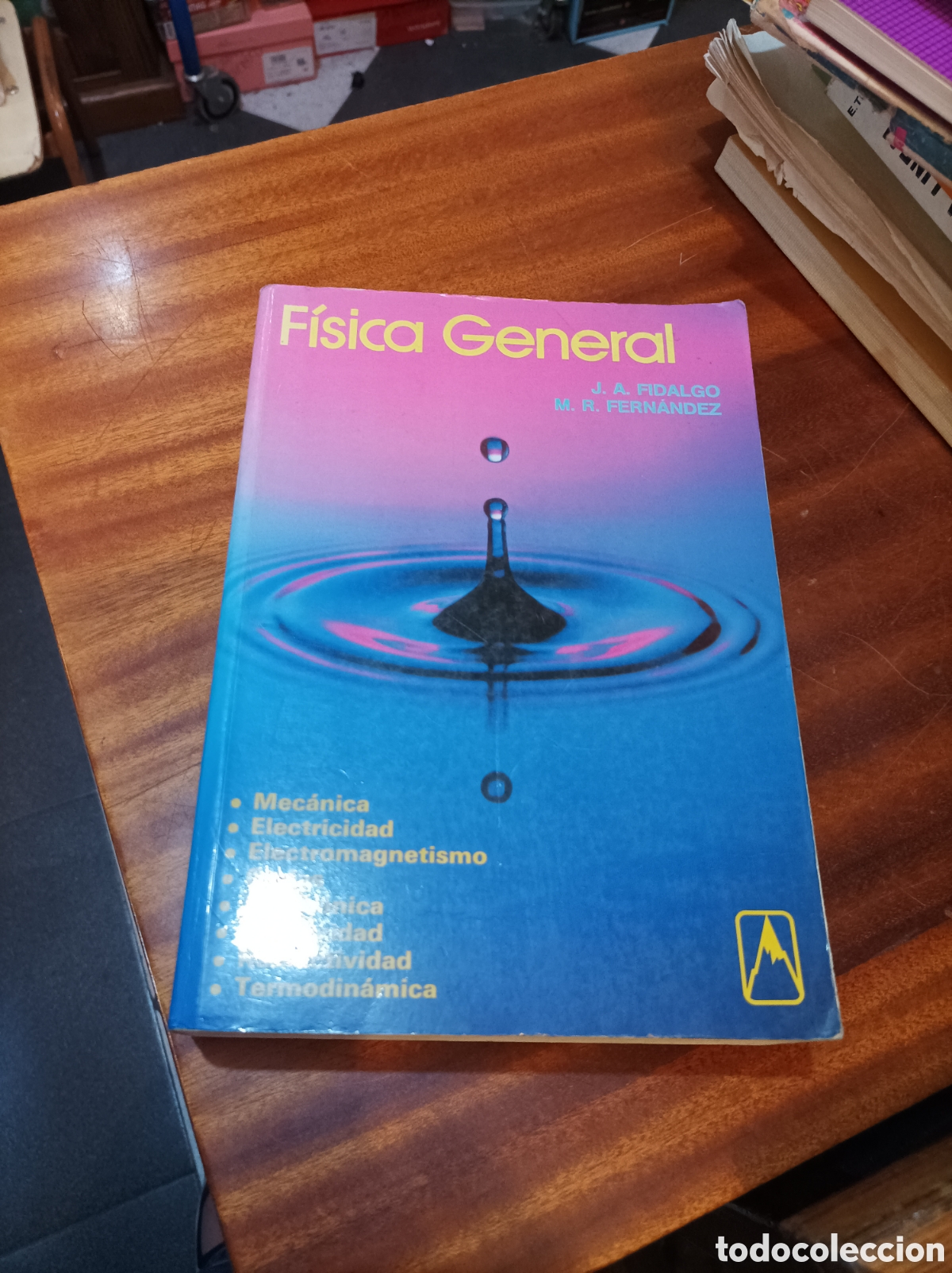 Libros de segunda mano de Ciencias: FISICA GENERAL.J.A.FIDALGO/M.R.FERNSNDEZ.EDITORIAL EVEREST.