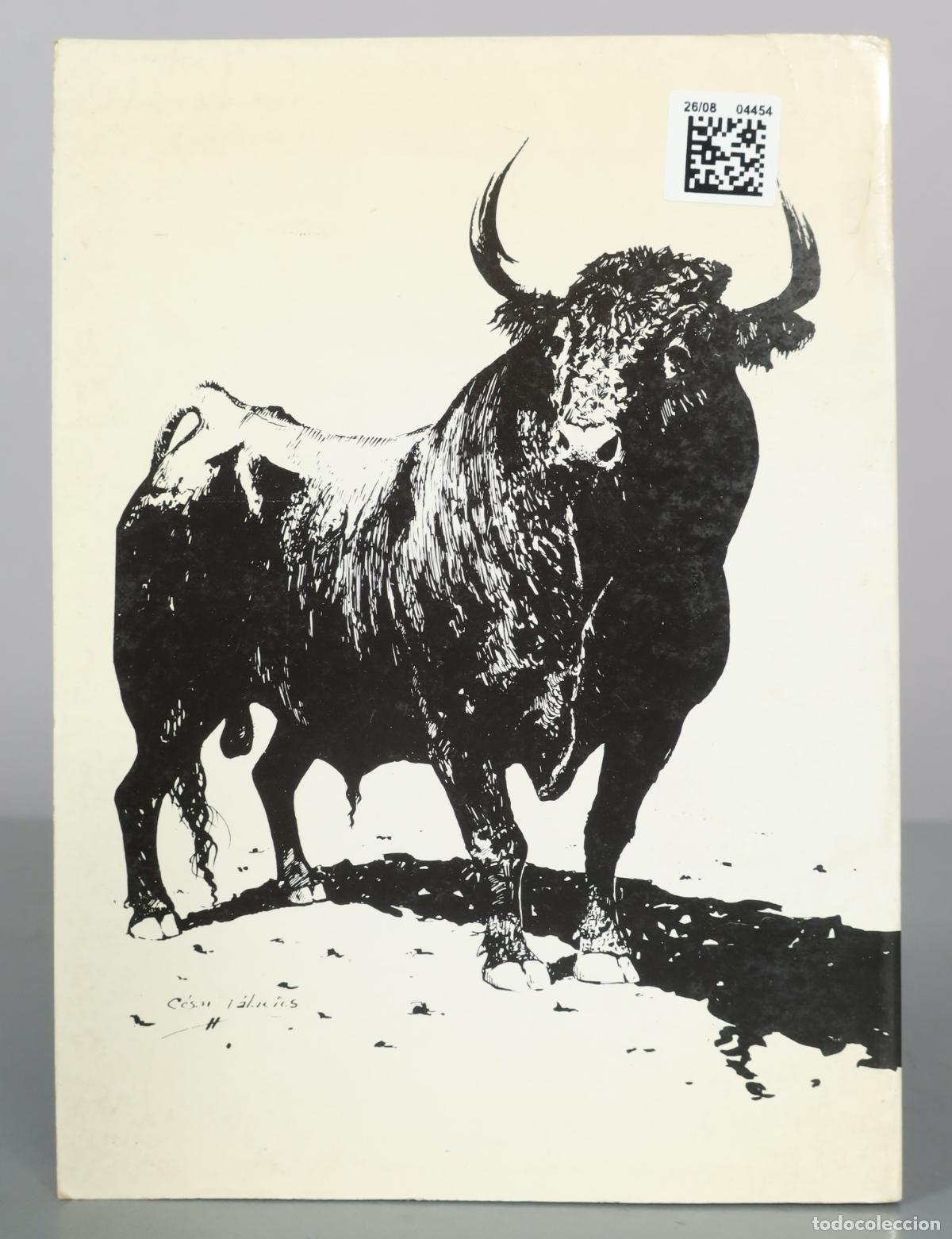 Libros de segunda mano: La vida privada del toro - Luis Fernandez Salcedo - Foto 2