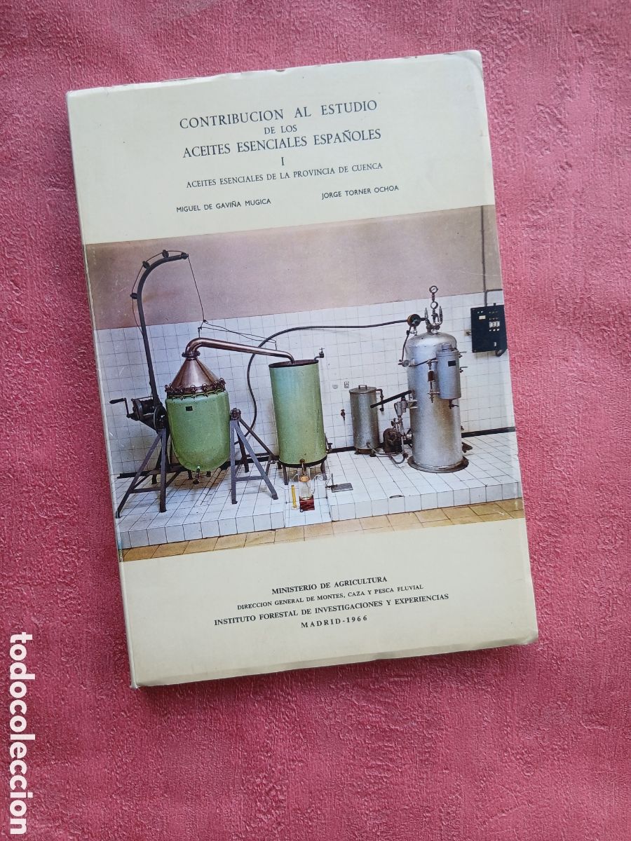 Libros de segunda mano: Aceites esenciales. Cuenca. Miguel de Gavi&ntilde;a M&uacute;gica, Jorge Torner Ochoa.