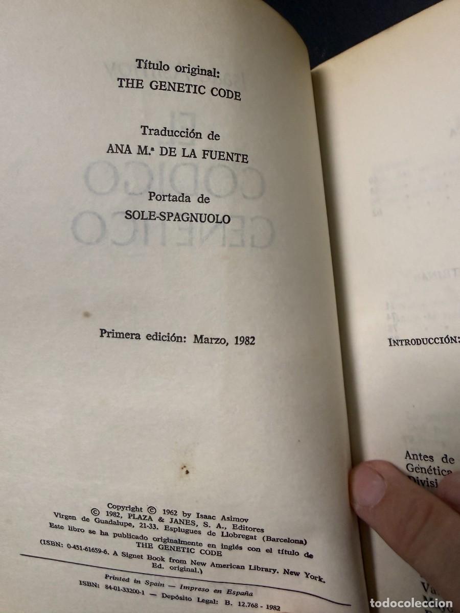 Libros de segunda mano: Isaac Asimov &ndash; El C&oacute;digo Gen&eacute;tico - Foto 3