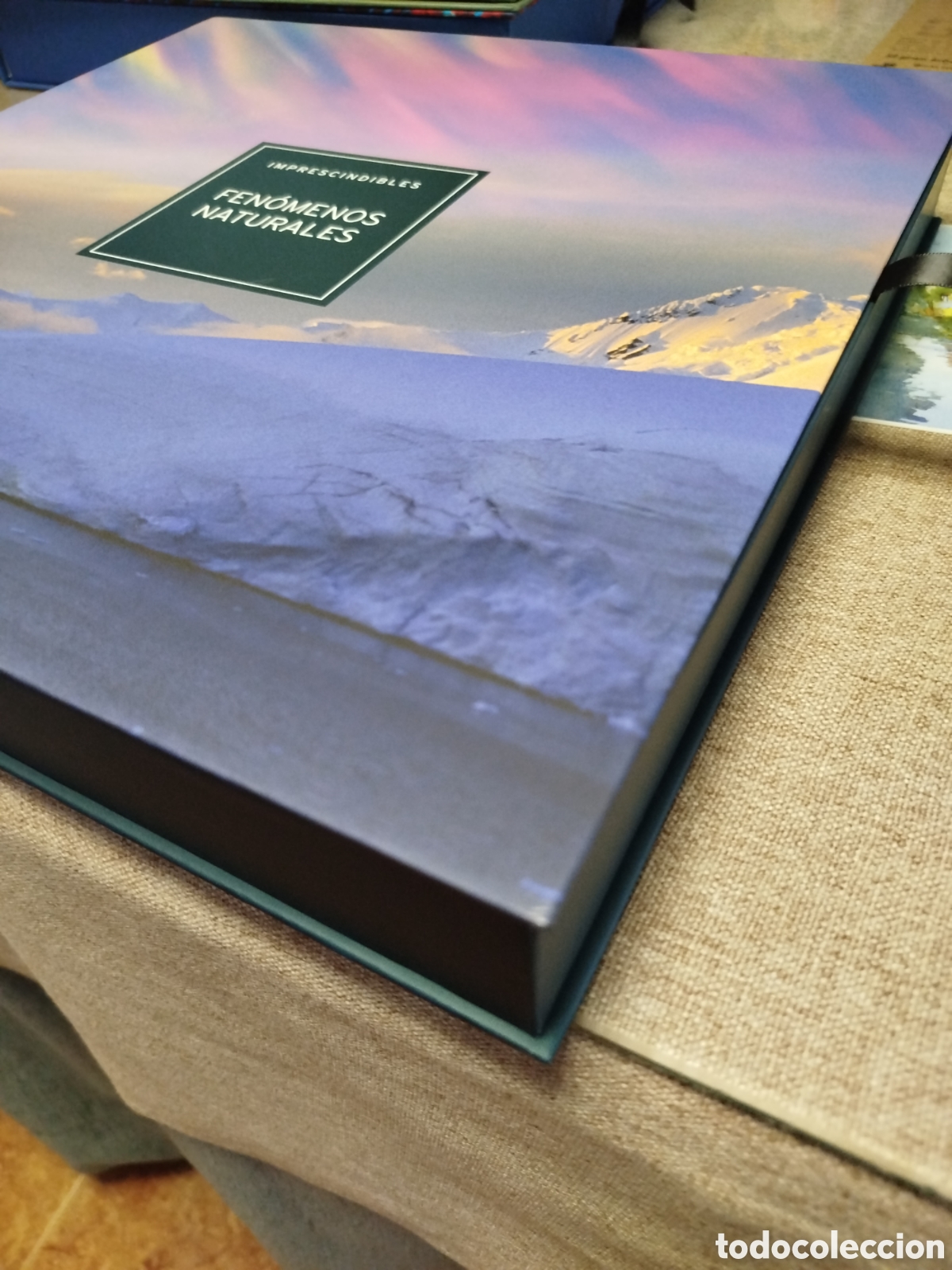 Libros de segunda mano: Libro Imprescindibles Fen&oacute;menos Naturales - Foto 4