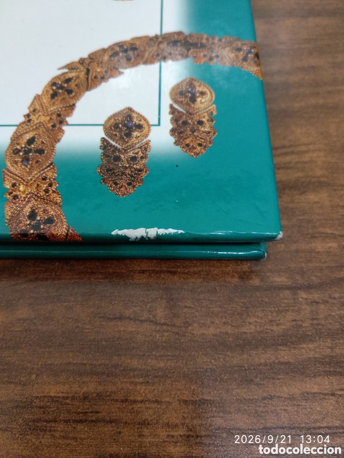 Libros de segunda mano: El universo de las joyas - Foto 3
