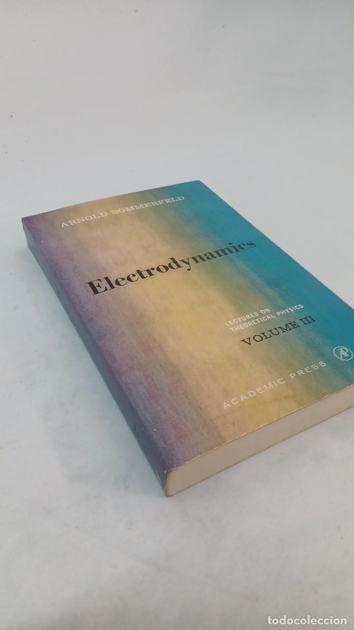 Libros de segunda mano de ciencias: Electrodynamics Volume III 0126546649 - Foto 3