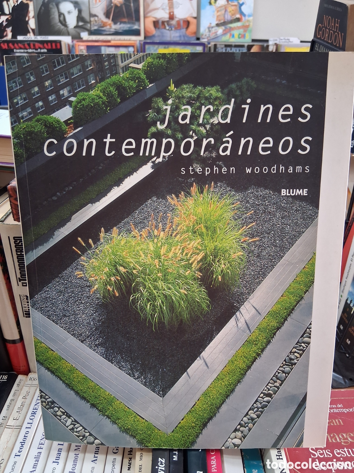 Libros de segunda mano: jardines contempor&aacute;neos . Stephen Woodhams . Blume