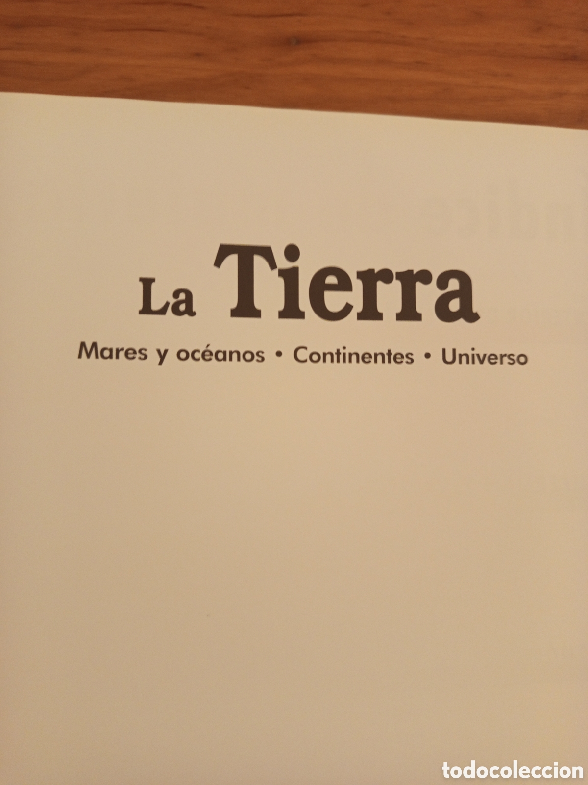 Libros de segunda mano: LA TIERRA. MARES Y OCEANOS / CONTINENTES / UNIVERSO (NGV) - Foto 2