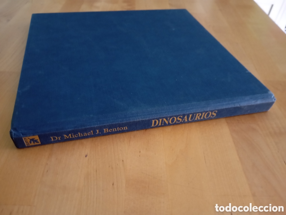 Libros de segunda mano: Tras las huellas de los Dinosaurios. Dr Michael J. Benton. Acanto 1991 - Foto 3