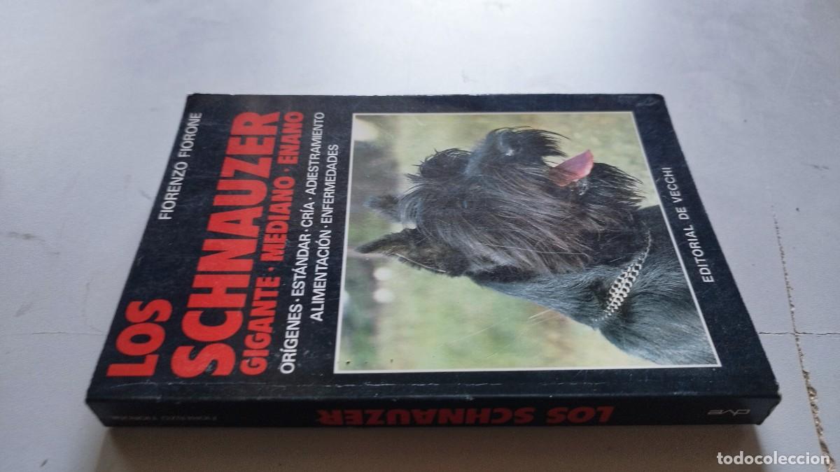 Libros de segunda mano: LOS SCHNAUZER / FIORENZO FIORONE / GV 70 / DE VECCHI