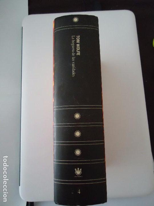 Libros de segunda mano: Libro. La Hoguera de las Vanidades, de Tom Wolfe, - Foto 1