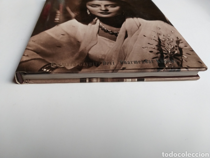 Libros de segunda mano: Cine . Rajmata Gayatri Devi . Enduring Grace 2004 - Foto 3