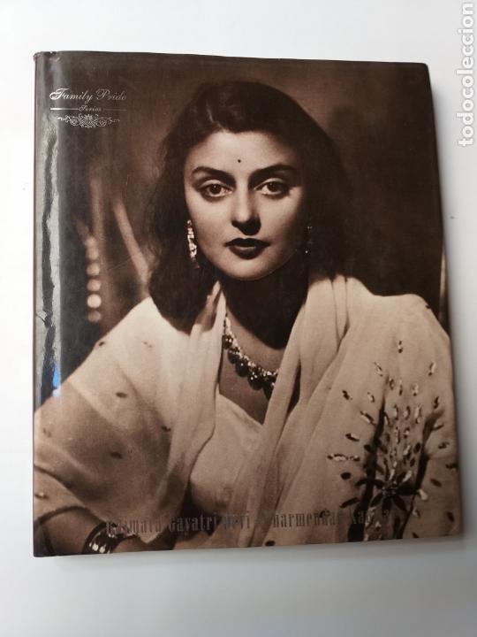 Libros de segunda mano: Cine . Rajmata Gayatri Devi . Enduring Grace 2004 - Foto 1