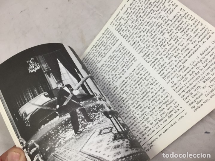 Libros de segunda mano: Luis Buñuel, 1968 Movie Paperbacks Raymond Durgnat Studio Vista Londond England texto en inglés - Foto 5 - 172423357
