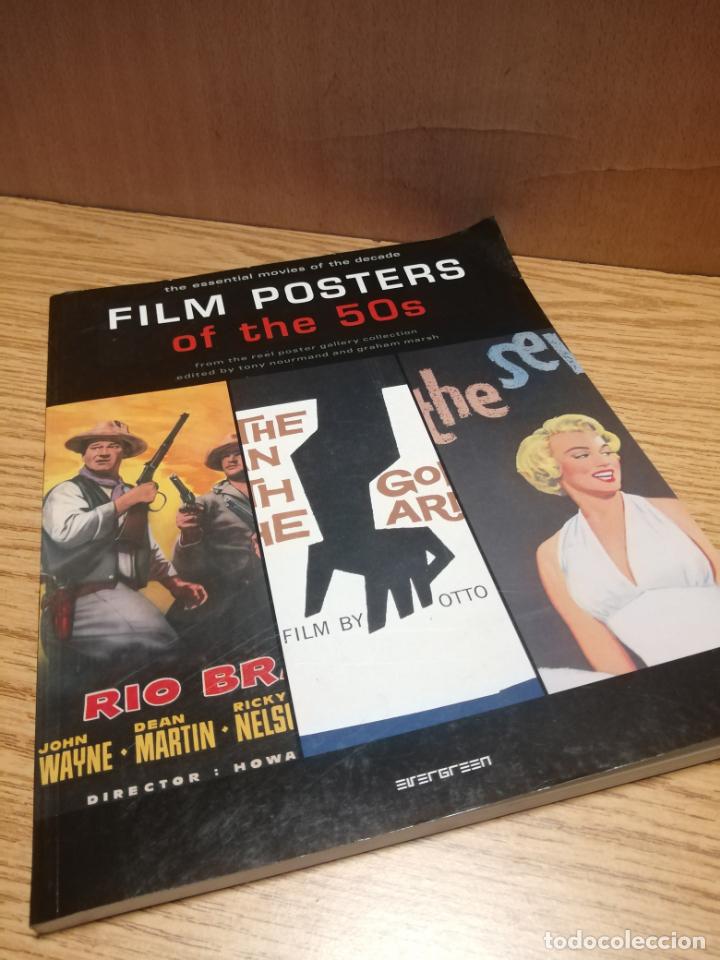 Livros em segunda m&atilde;o: FILM POSTERS OF THE 50s